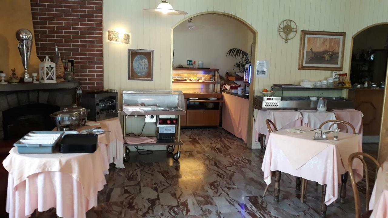 Hotel San Marino Laglio Luaran gambar